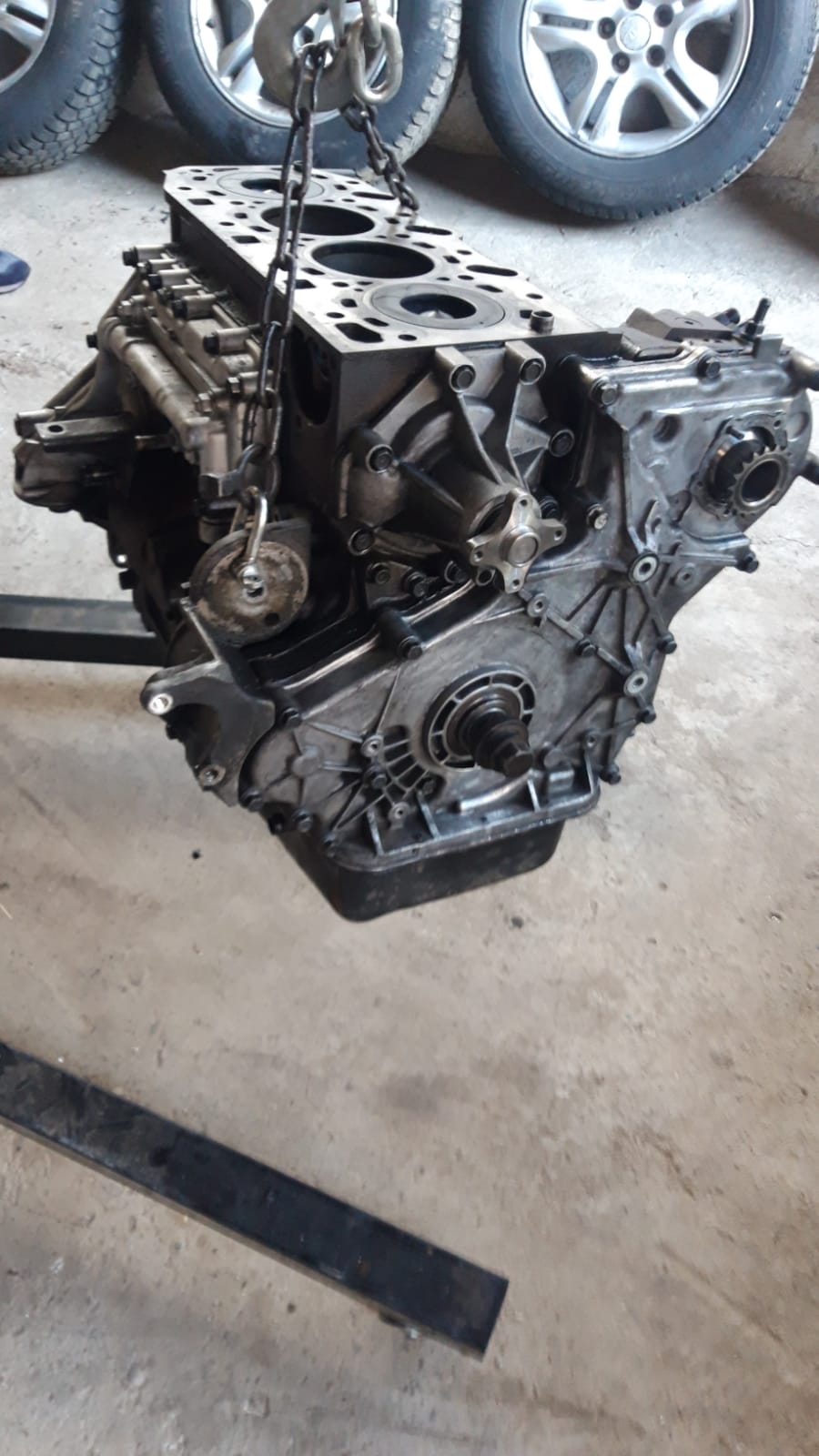 Vand bloc motor Kia Sorento 2.5 crdi 140cp/170cp cod motor D4CB