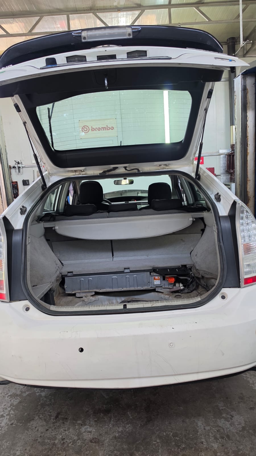 Toyota Prius 3 . 2011